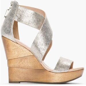 Diane Von Furstenberg Wedge sandals‎ gold women's size 9.5